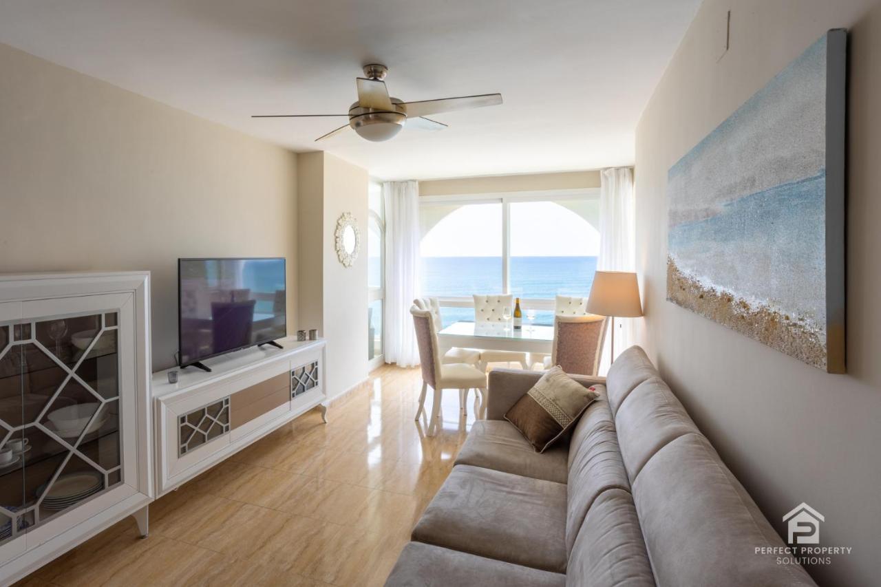 Apartment Aguamarina On The Beach Front 马拉加 外观 照片