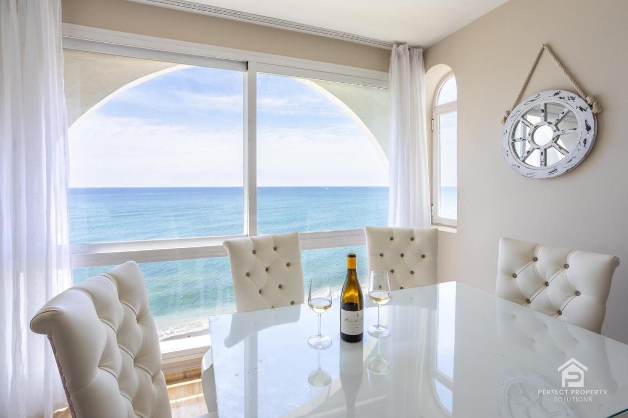 Apartment Aguamarina On The Beach Front 马拉加 外观 照片