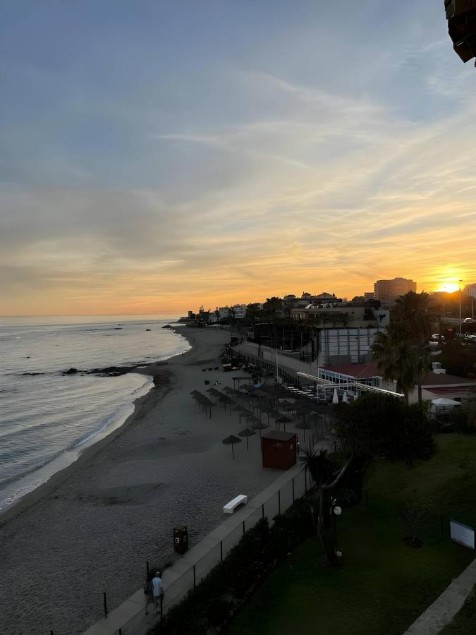 Apartment Aguamarina On The Beach Front 马拉加 外观 照片