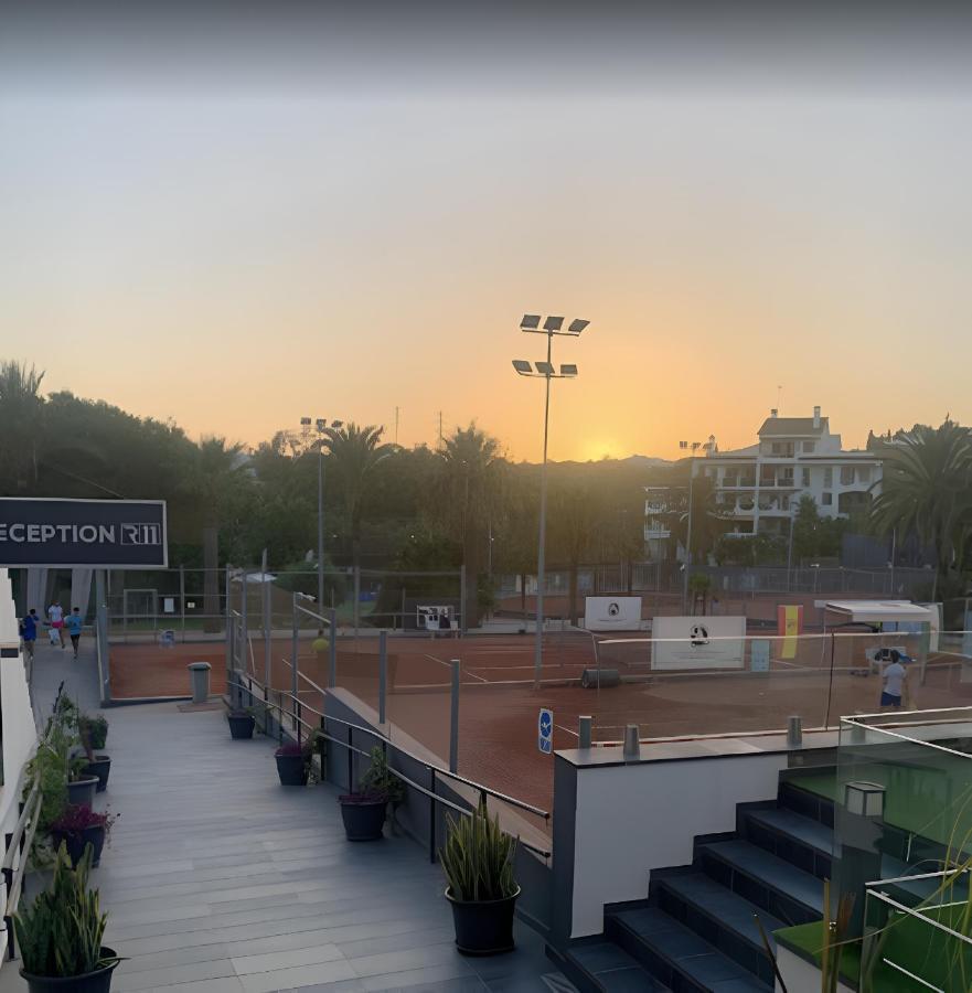 Apartment Aguamarina On The Beach Front 马拉加 外观 照片