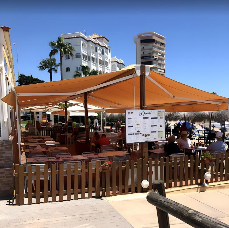Apartment Aguamarina On The Beach Front 马拉加 外观 照片