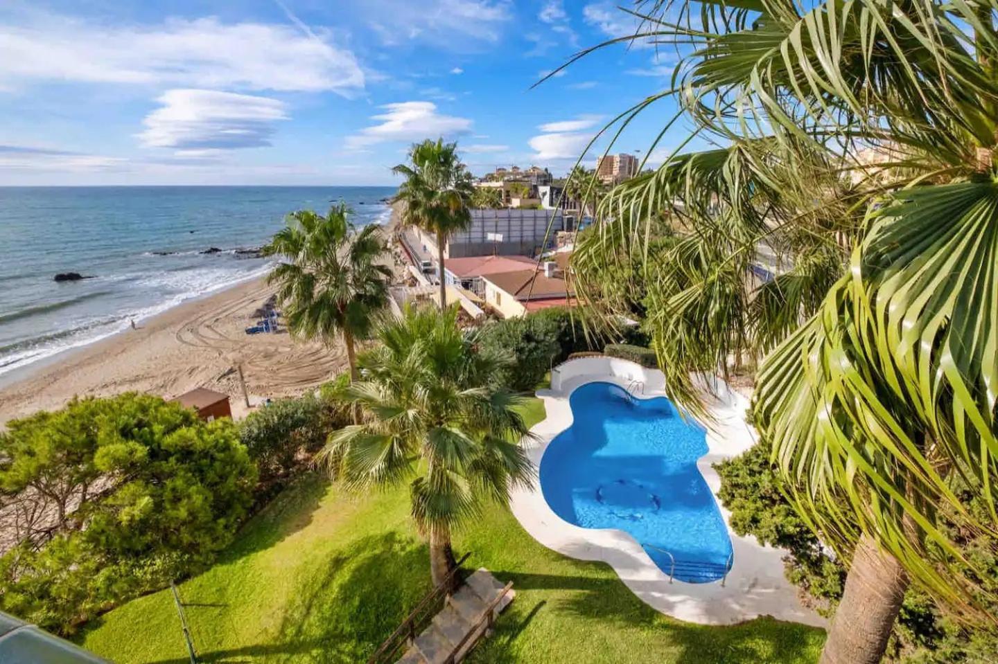 Apartment Aguamarina On The Beach Front 马拉加 外观 照片